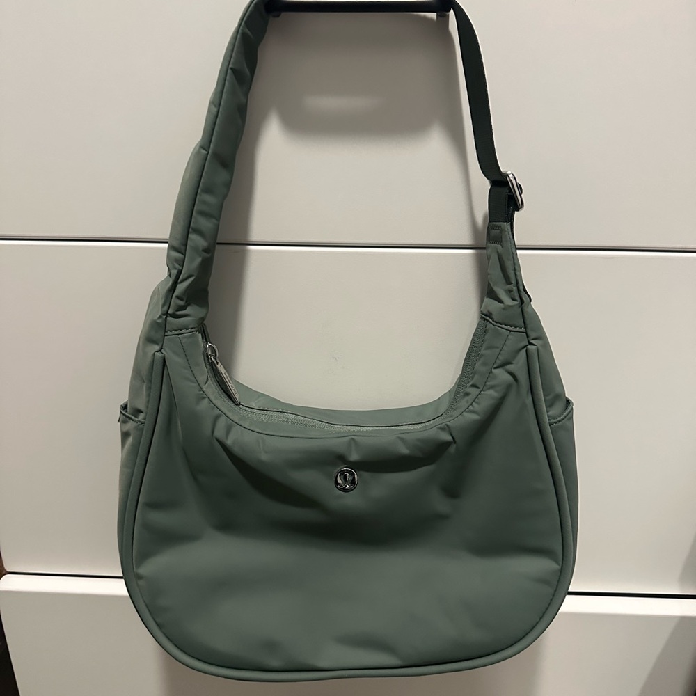 lululemon athletica Shoulder Bag